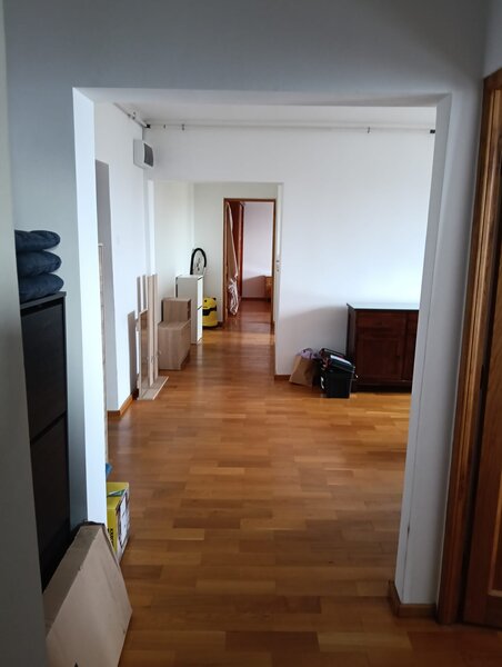 Calea Vacaresti, apartament renovat, vedere superba, nou, primul chirias,